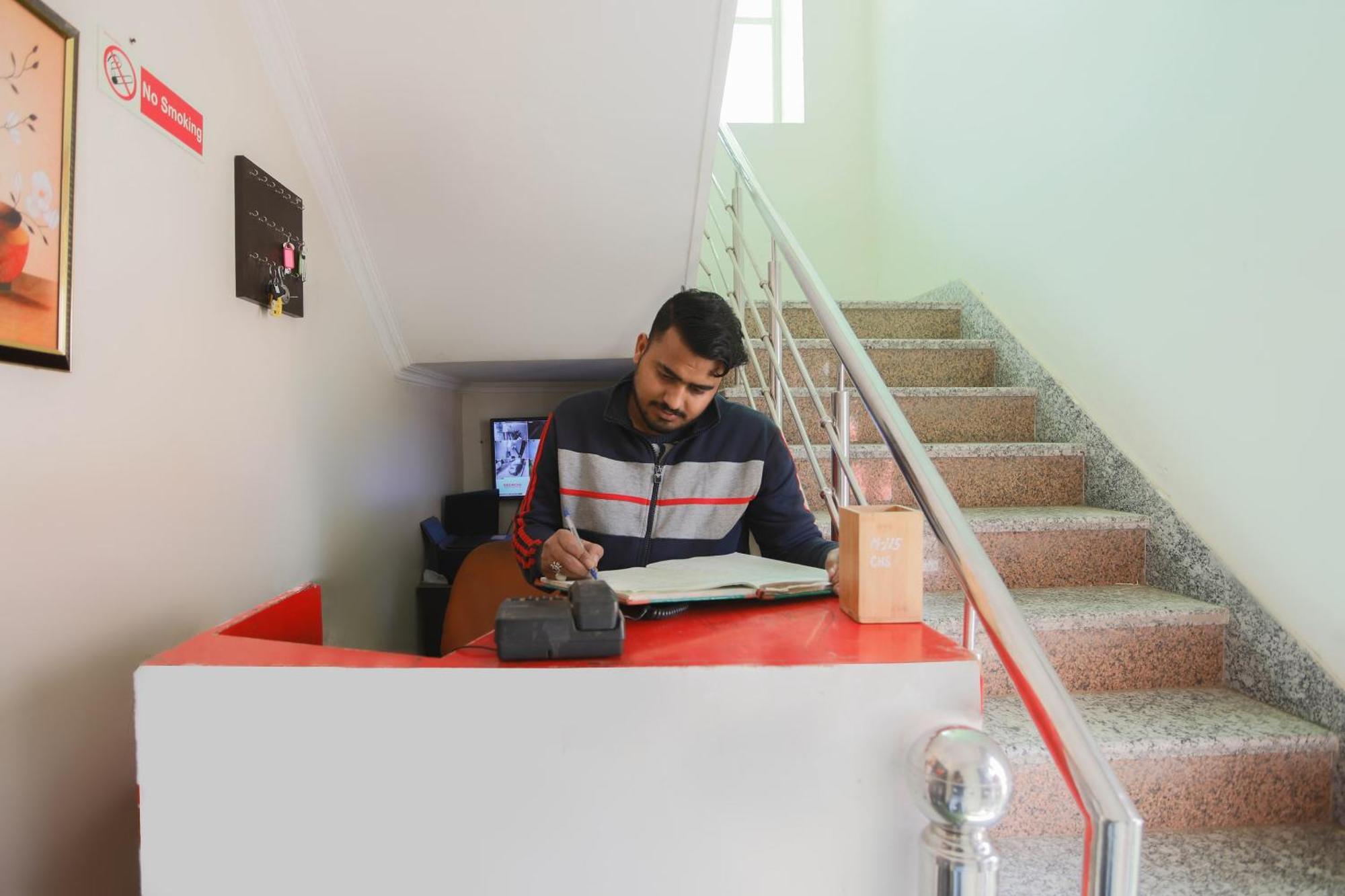 Hotel O Akki Residency Indirapuram Екстериор снимка